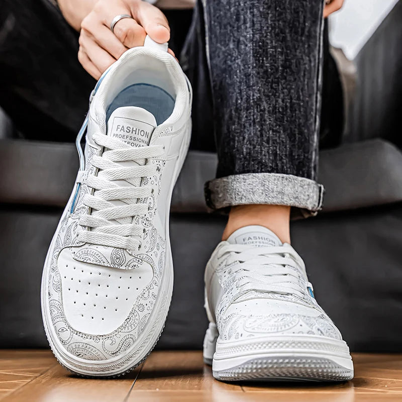 Featherlight Flat Sneakersㅤ