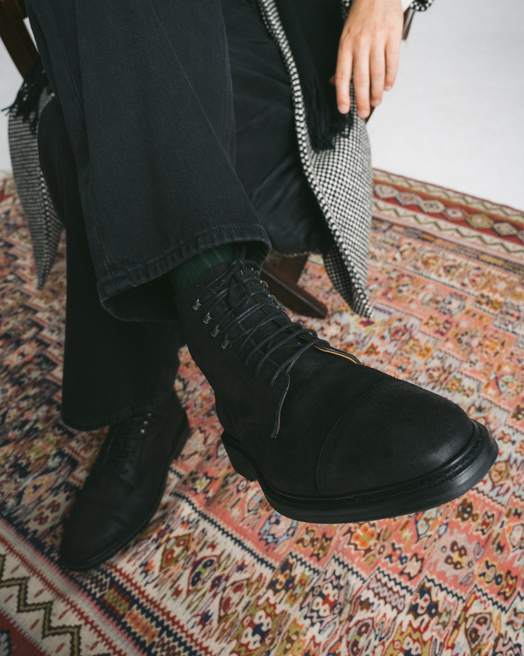 Stormont Storm Welt Boot – Black Waxed Suede