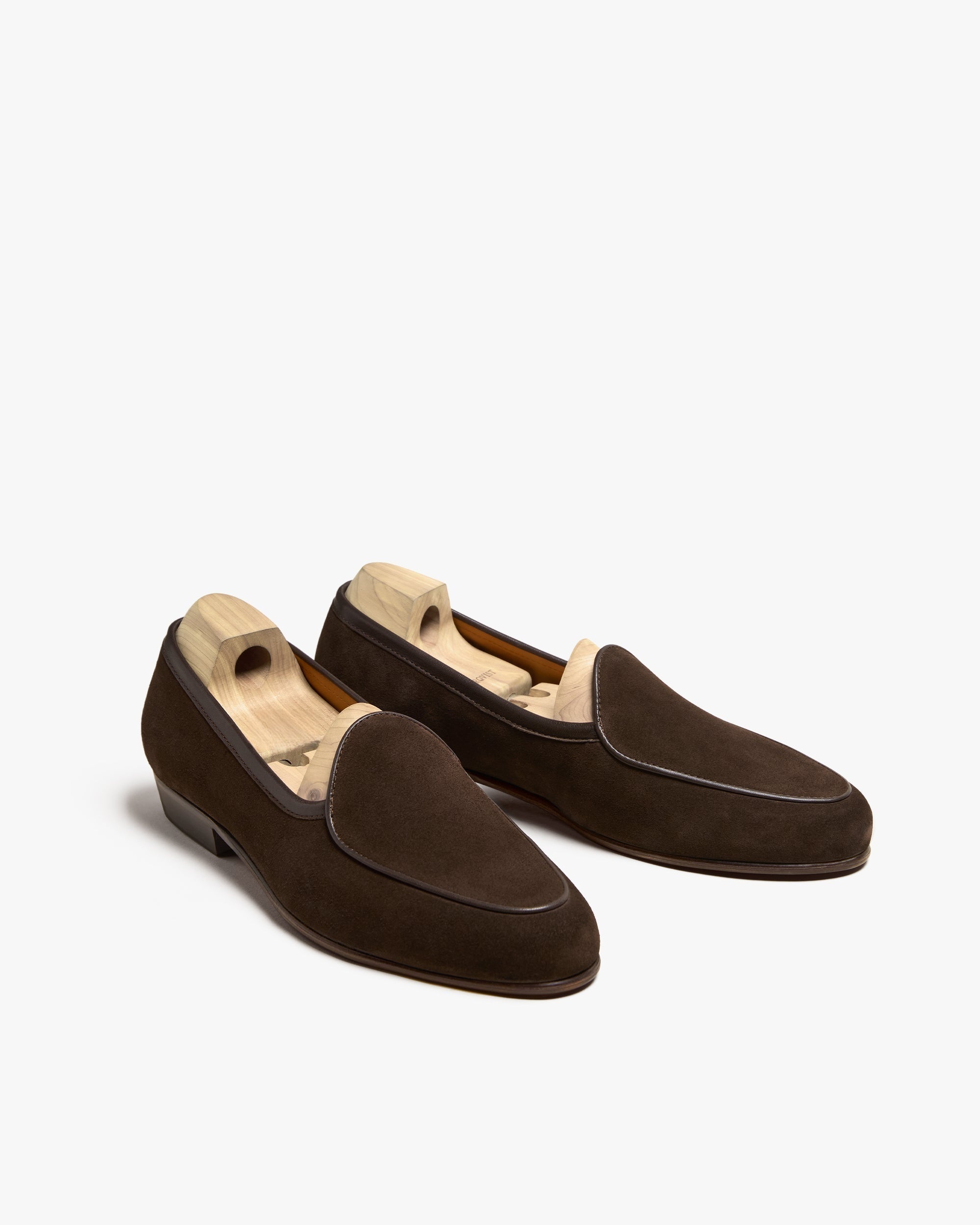 Bellamy Belgian Loafer – Dark Brown Suede