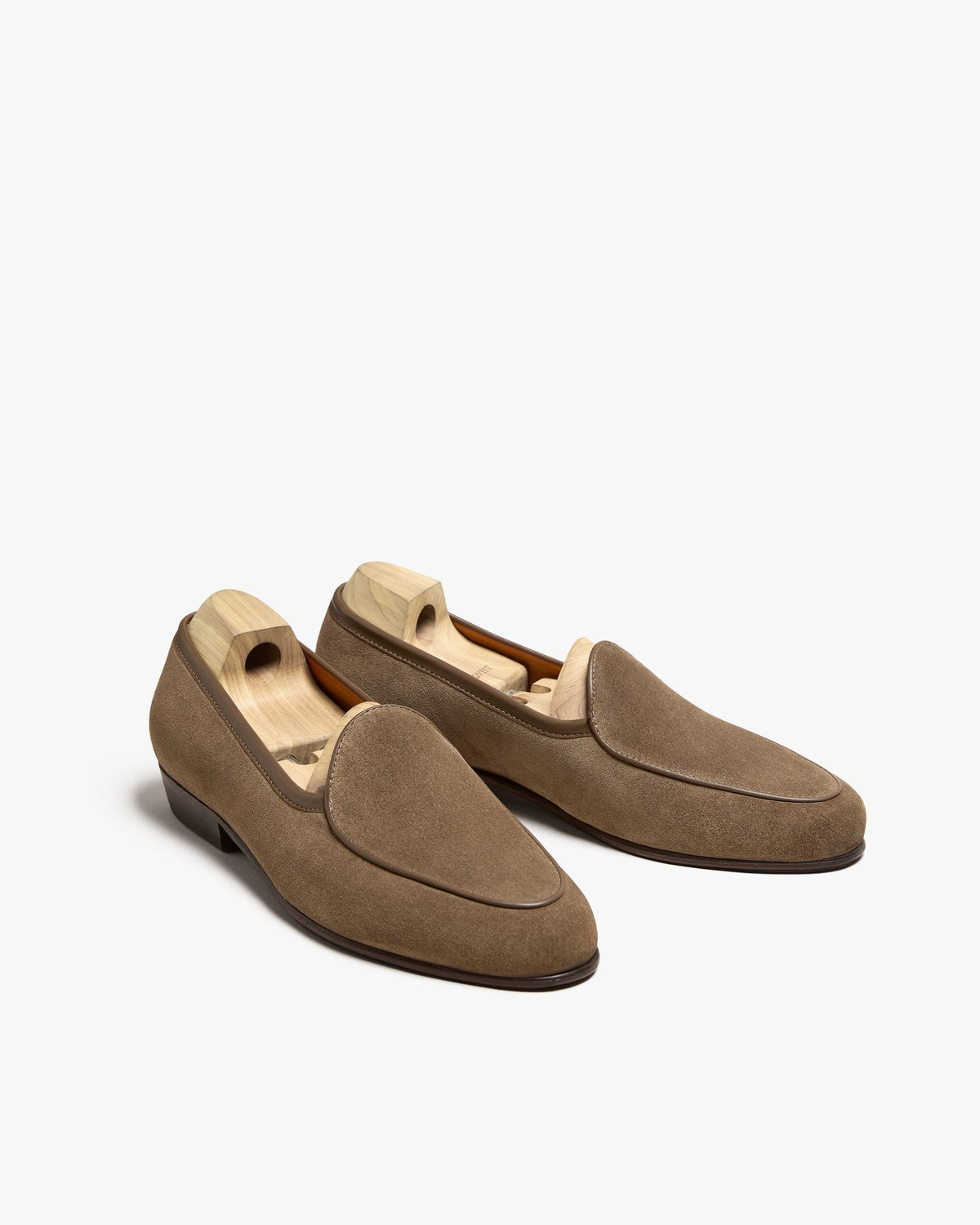 Bellamy Belgian Loafer – Taupe Suede