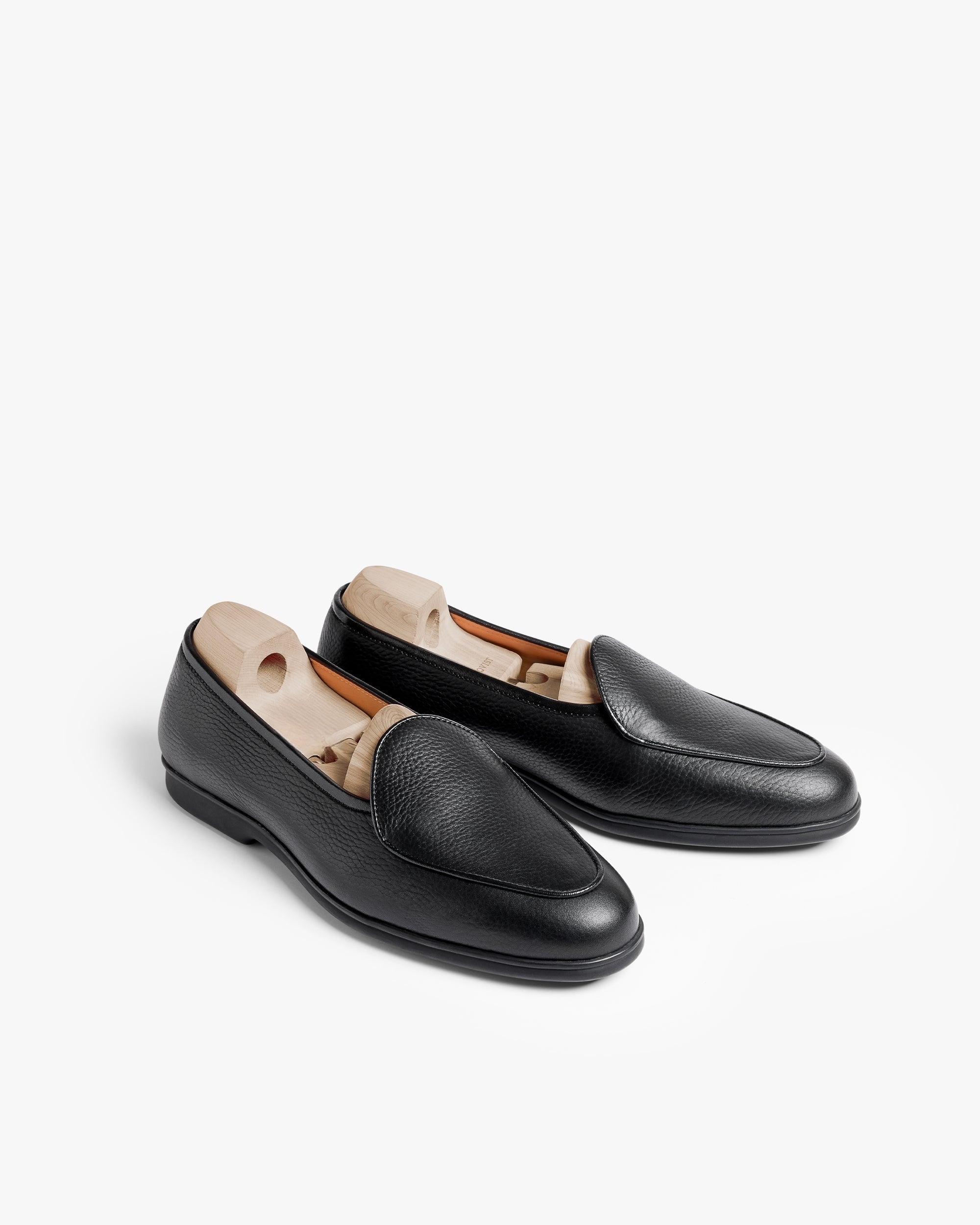 Bellamy Walker Loafer – Black Natural Grain