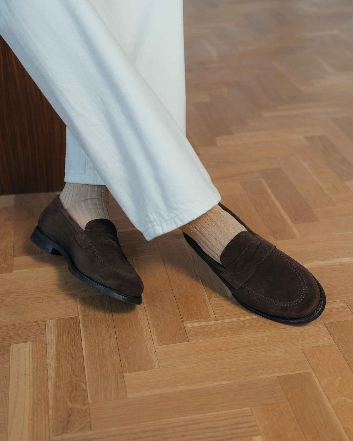 Hartley Apron Loafer – Dark Brown Suede